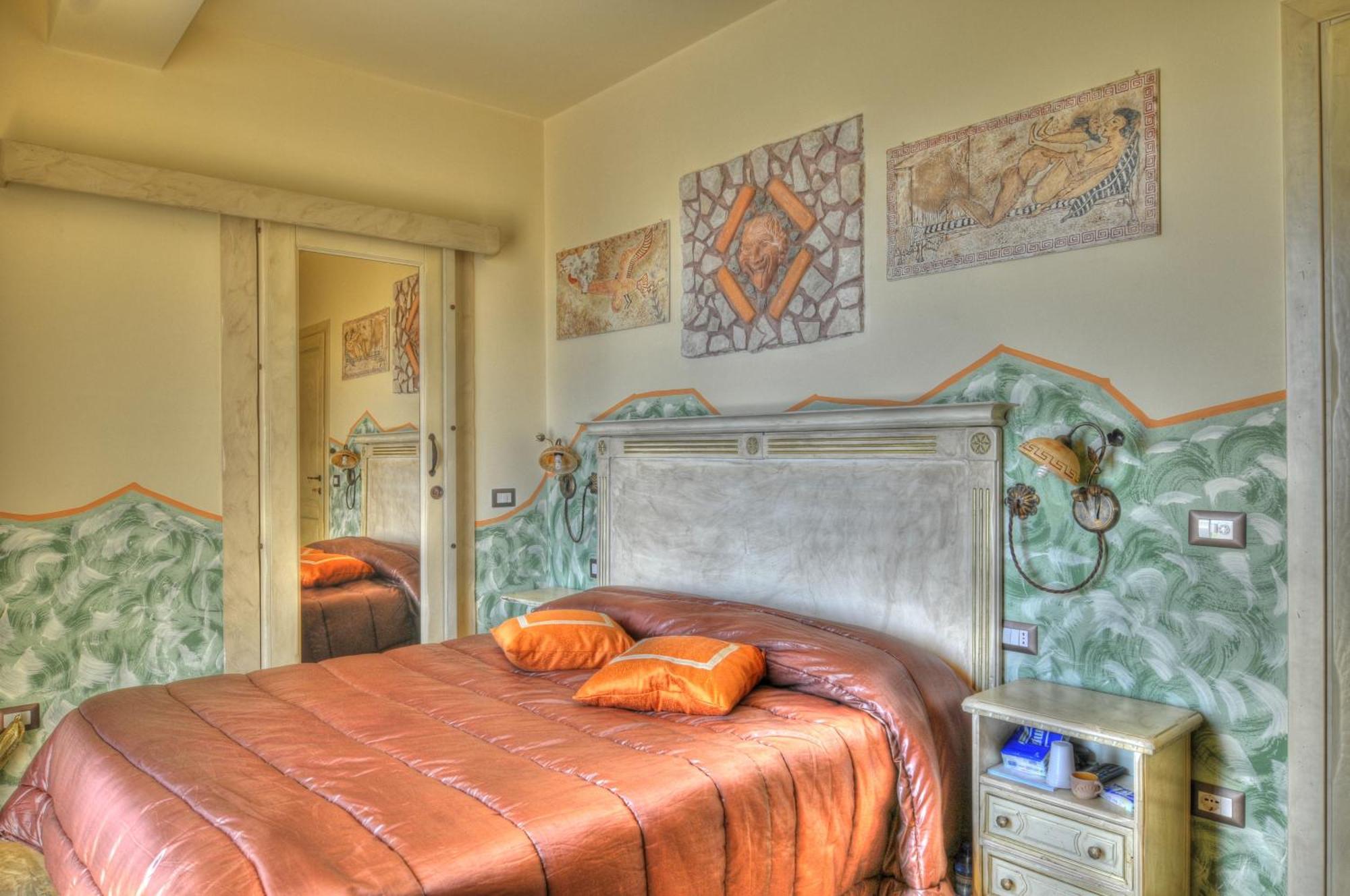 Guest House Qui Dormi L'Etrusco Canino Exterior photo