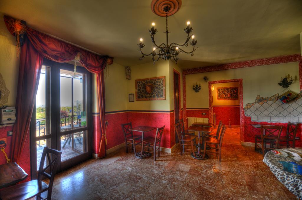 Guest House Qui Dormi L'Etrusco Canino Exterior photo
